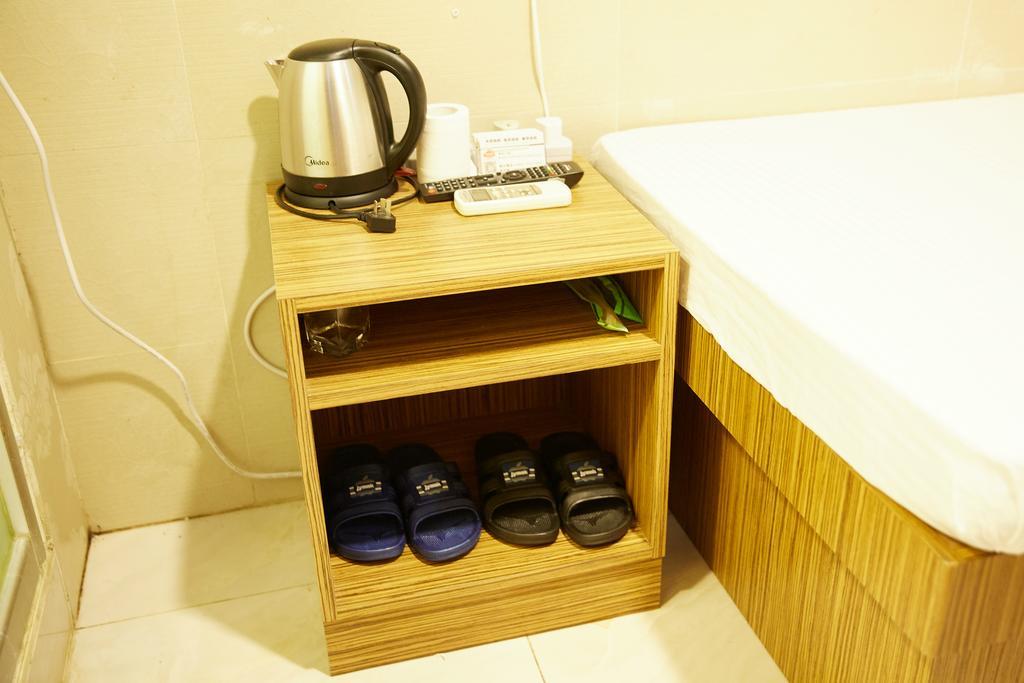Me Easy Hostel Hong Kong Extérieur photo