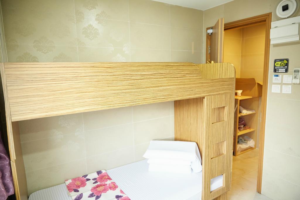 Me Easy Hostel Hong Kong Extérieur photo
