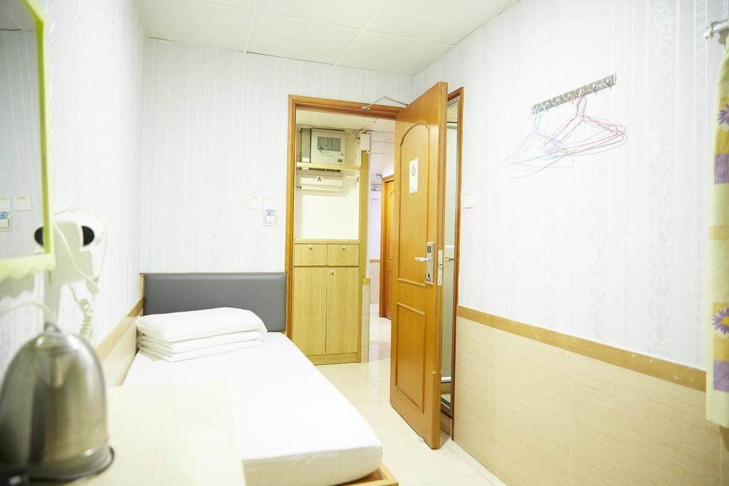 Me Easy Hostel Hong Kong Extérieur photo