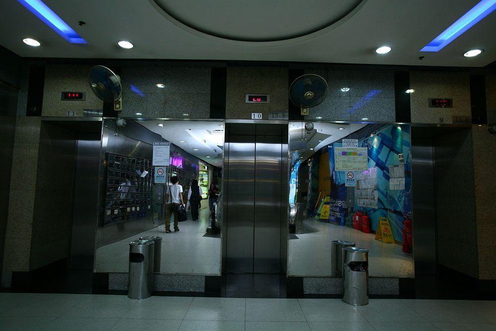 Me Easy Hostel Hong Kong Extérieur photo