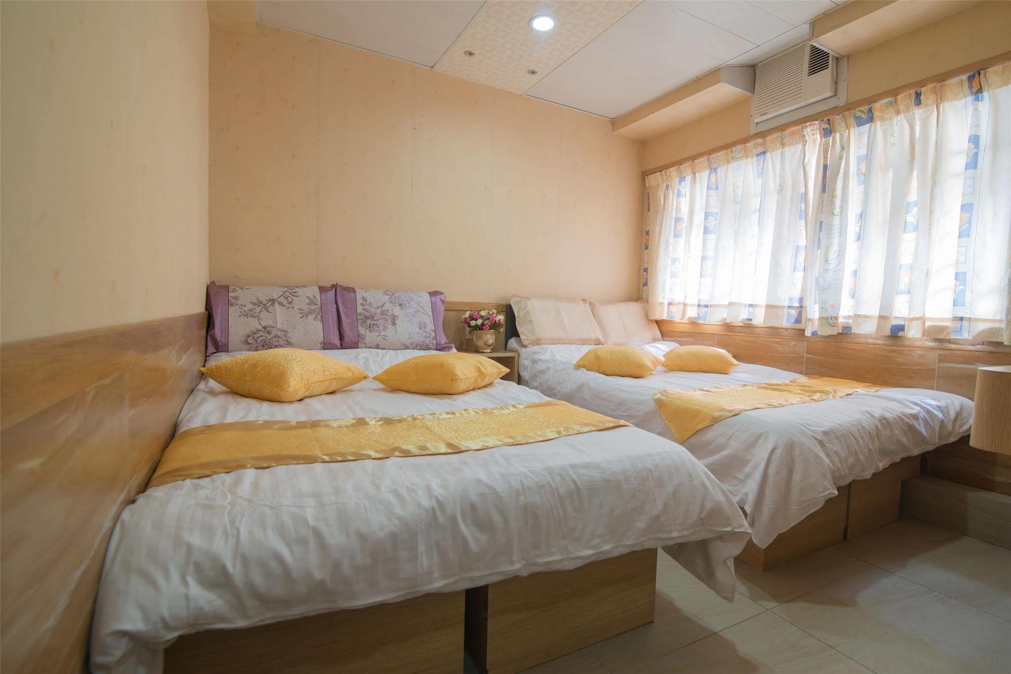 Me Easy Hostel Hong Kong Extérieur photo
