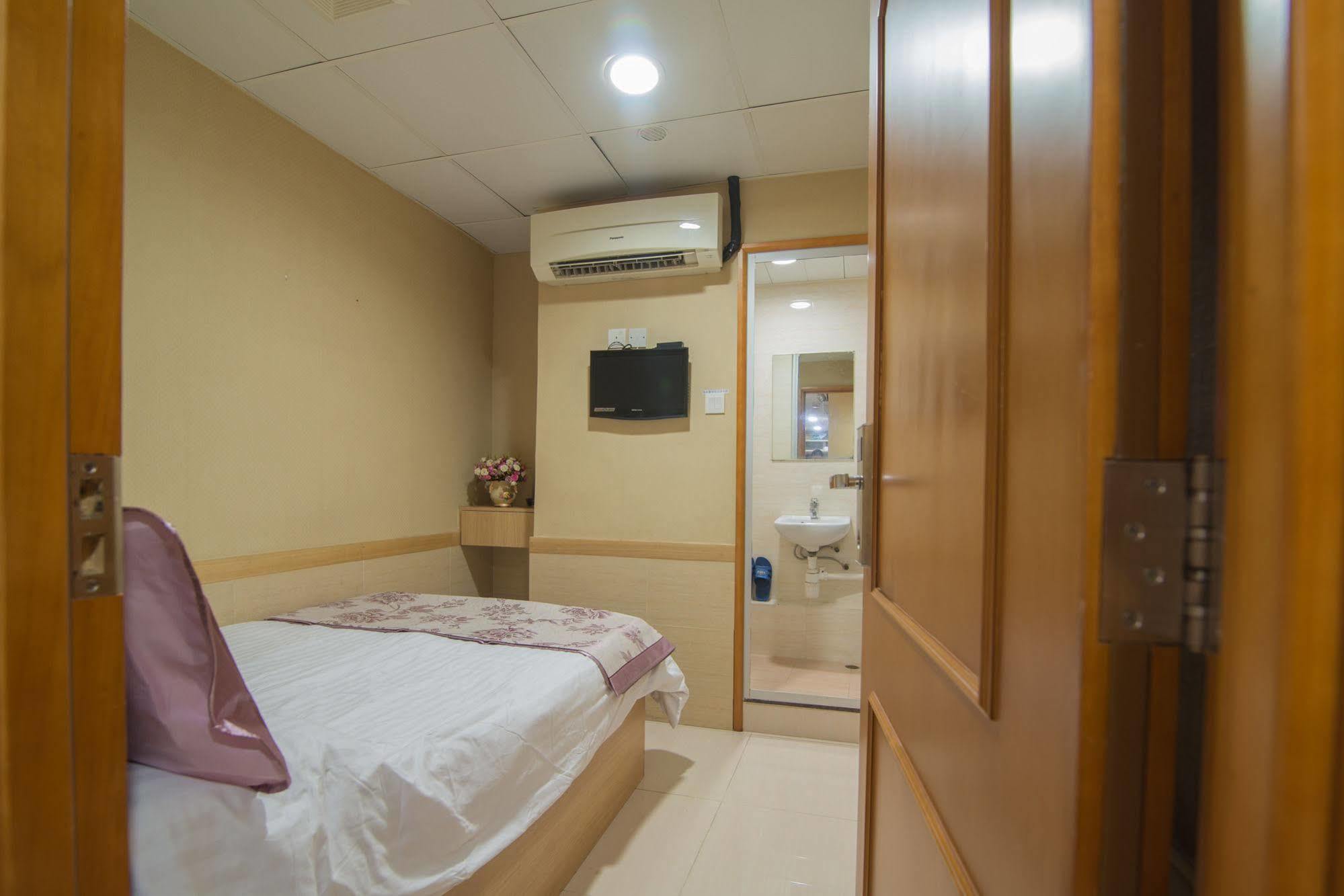 Me Easy Hostel Hong Kong Extérieur photo